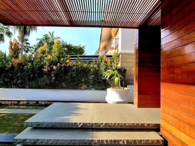 Detached House for sale