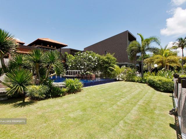 Detached House for sale