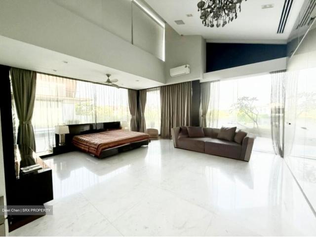 Detached House for sale