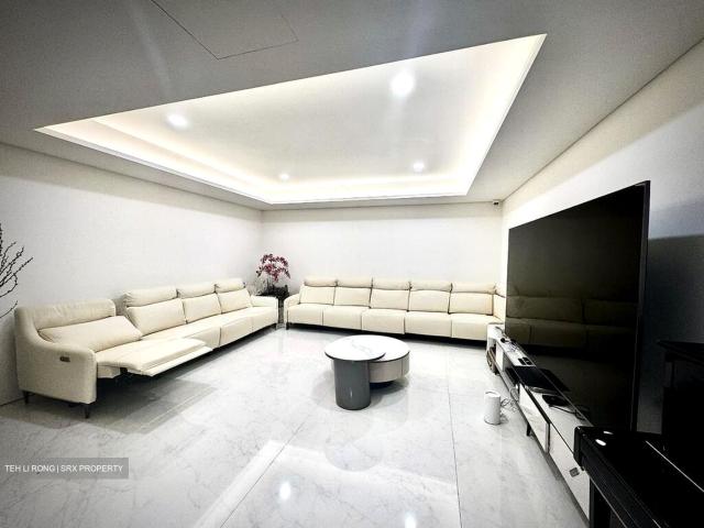 Detached House for sale
