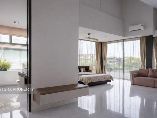 Detached House for sale
