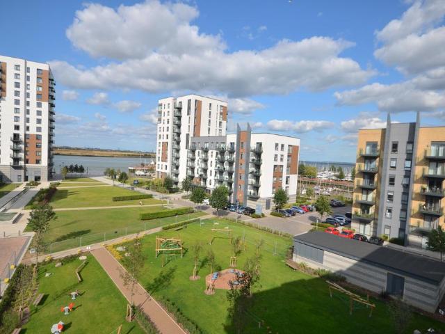 Apartment for rent in Brompton, Gillingham