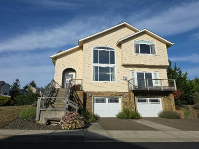 House for sale in Oregonia