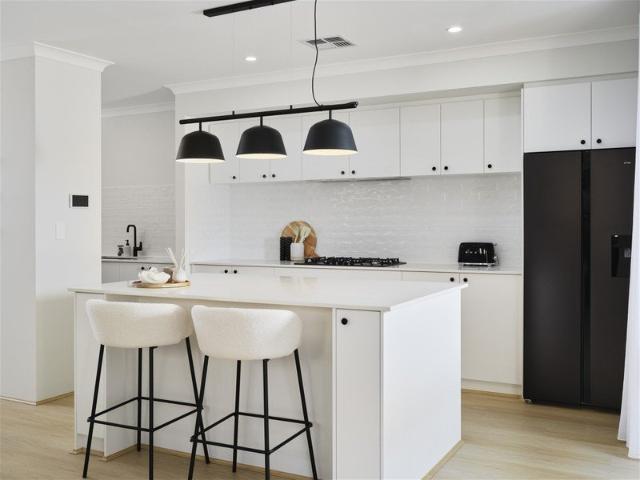Cottage for sale in Parklands, Western Australia