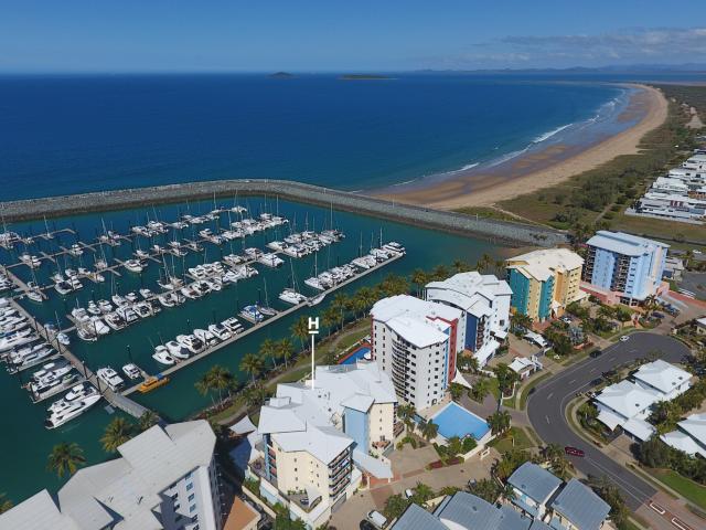 Apartment for sale in Mackay Harbour