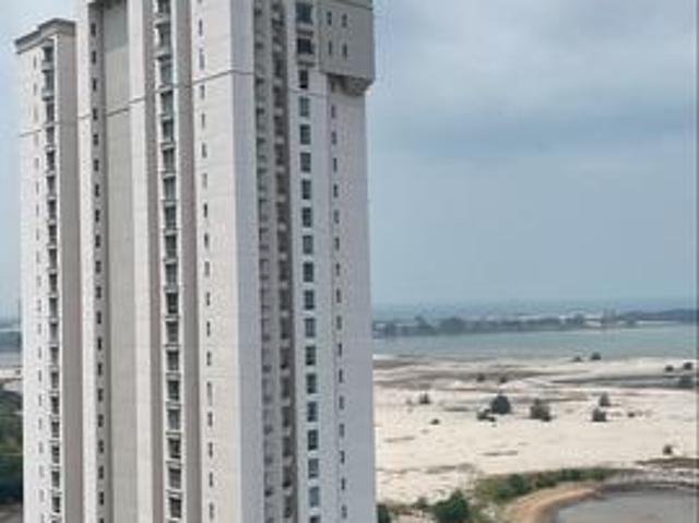 Condominium for sale in Malaka