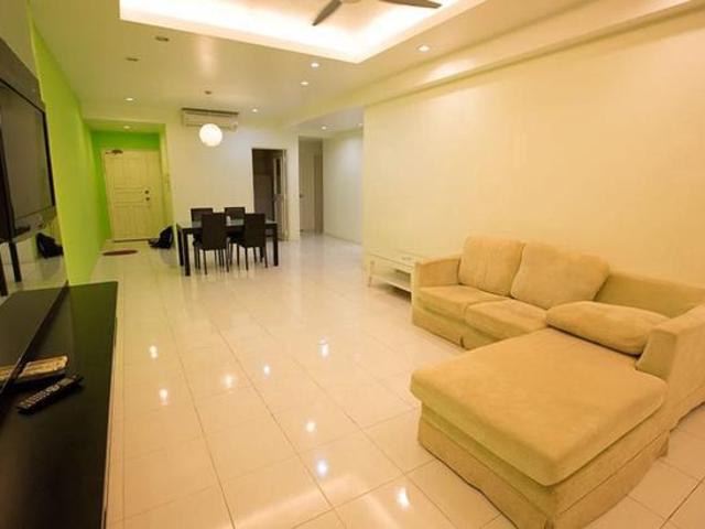 Condominium for sale in Malaka