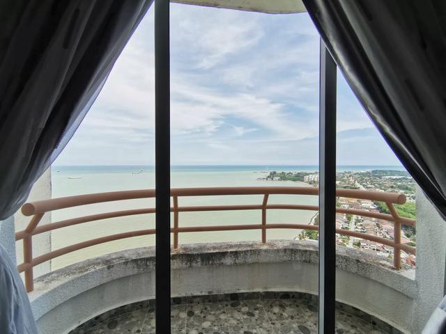 Condominium for sale in Malaka