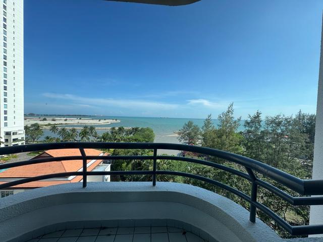 Condominium for rent in Malaka