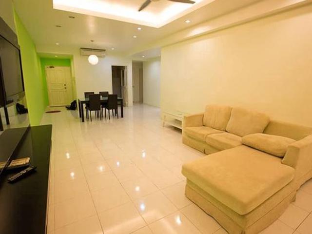 Condominium for sale in Malaka