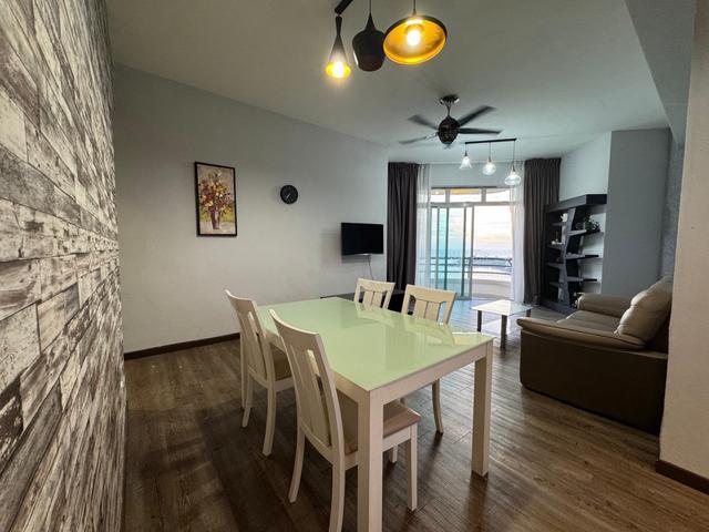 Condominium for sale in Malaka