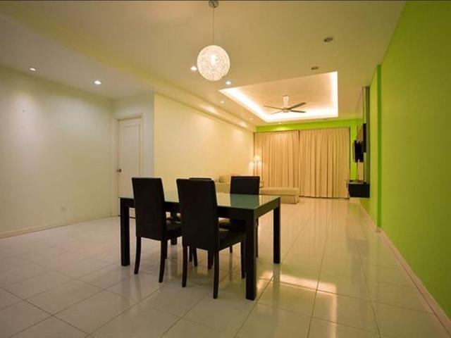 Condominium for sale in Malaka