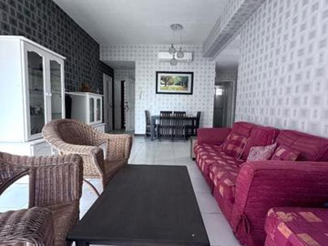 Condominium for sale in Malaka