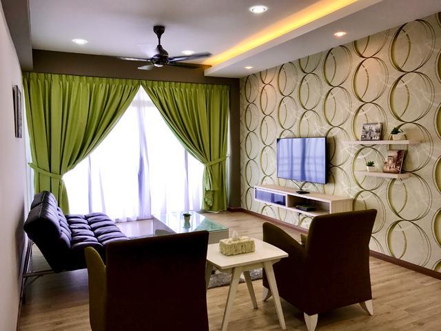 Condominium for rent in Malaka
