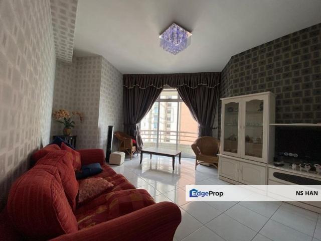 Condominium for sale in Malaka