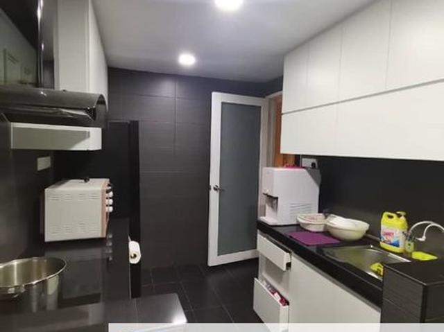 Condominium for sale in Malaka