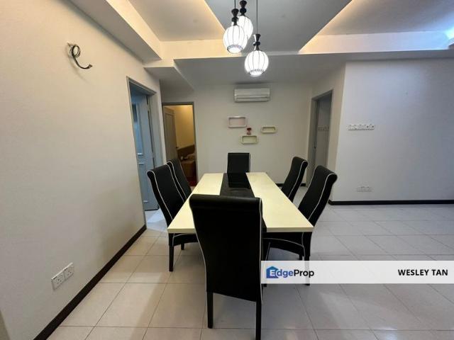 Condominium for sale in Malaka