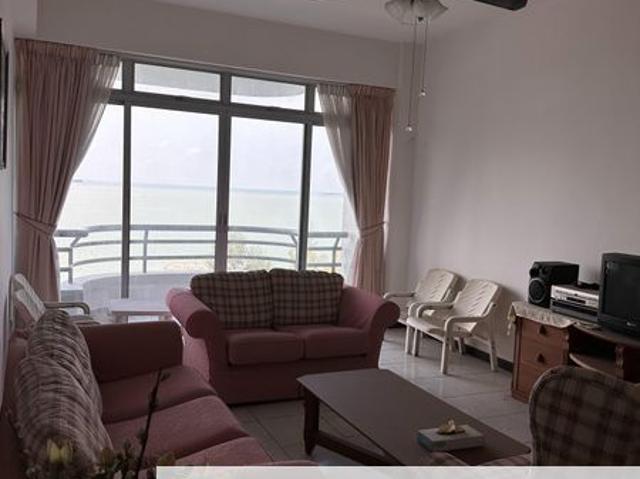Condominium for sale in Malaka