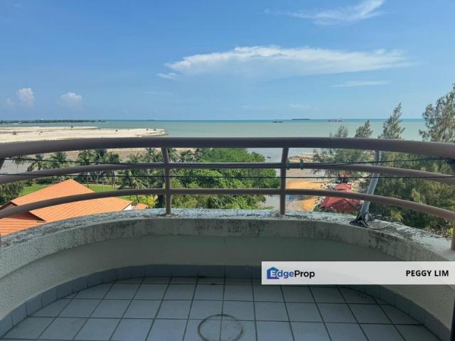 Condominium for sale in Malaka