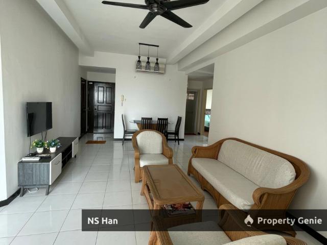 Condominium for sale in Malaka