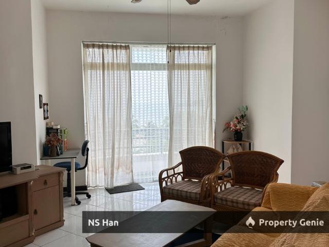 Condominium for sale in Malaka