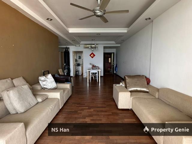 Condominium for sale in Malaka