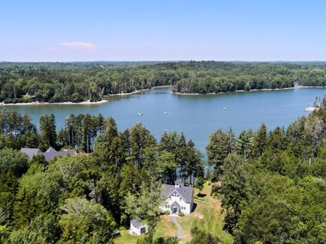 House for sale in Cushing, Maine