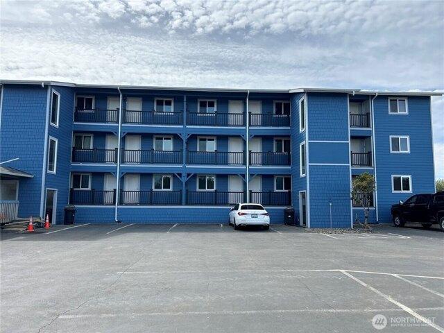 Condo for sale in Ocean Shores