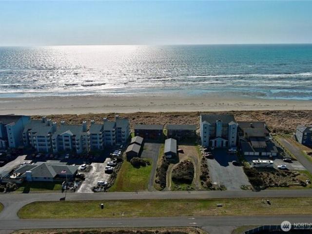 Condo for sale in Ocean Shores