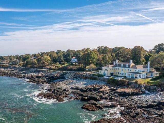 House for sale in Nahant, Essex County