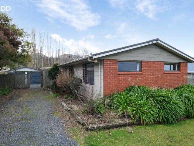 House for rent in Otakou