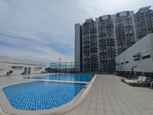 Condominium for sale in Malaka