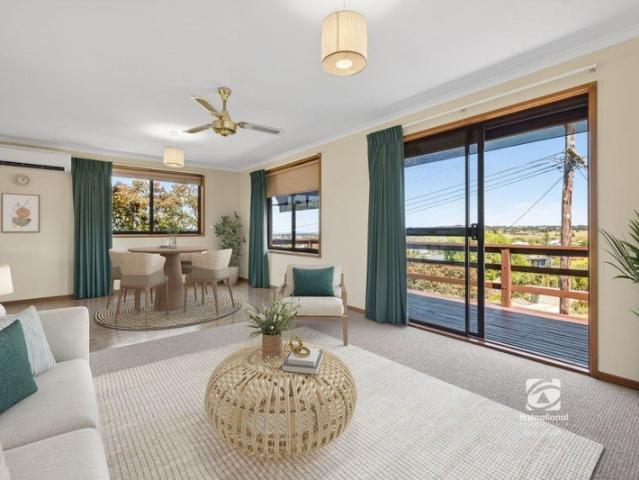 House for rent in Lakes Entrance, Victoria