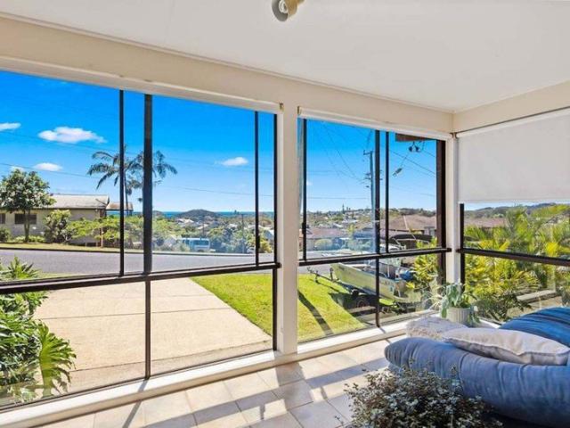 House for sale in Scotts Head