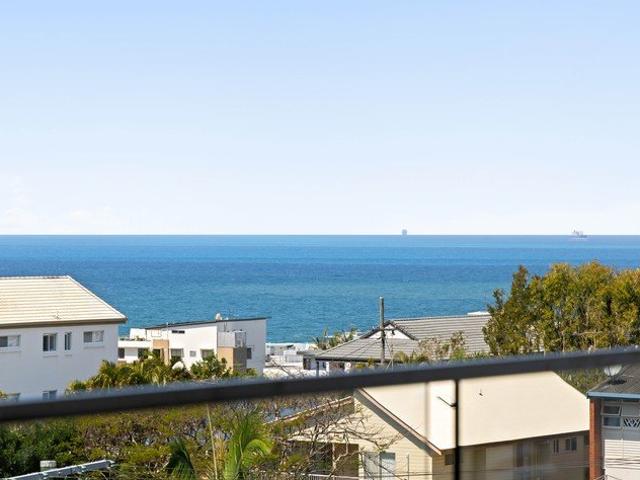 Townhouse for sale in Caloundra Dress Circle Estate, Sunshine Coast Regional