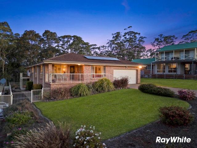 House for sale in Catalina, New South Wales