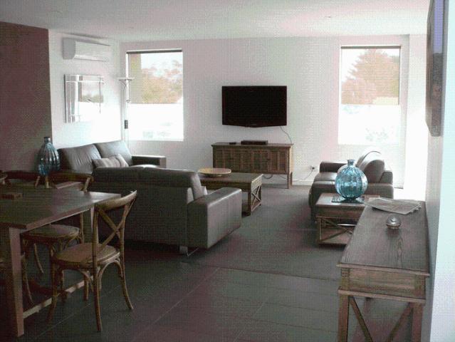 Apartment for rent in San Remo, Victoria