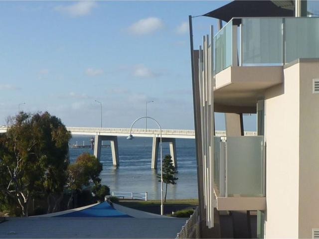Apartment for rent in San Remo, Victoria