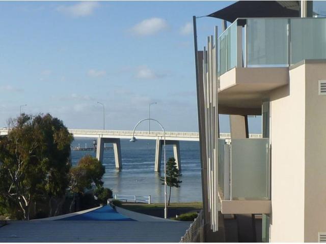 Apartment for rent in San Remo, Victoria