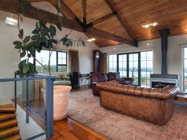 House for rent in Otakou