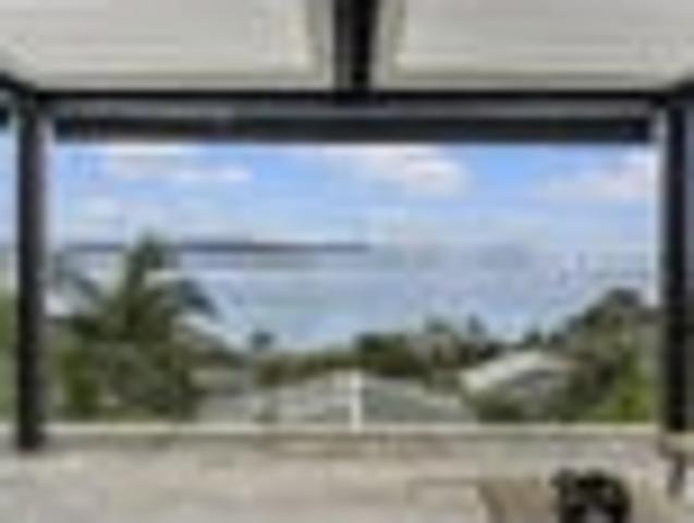 House for sale in Whangaparaoa