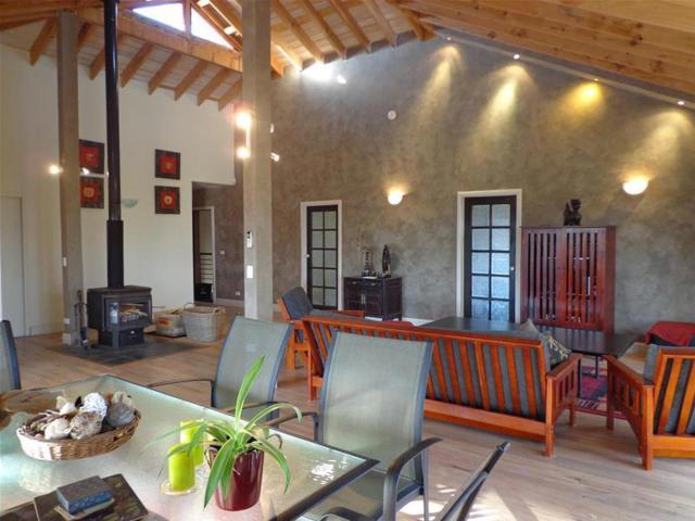 House for sale in Paradise Beach, Victoria
