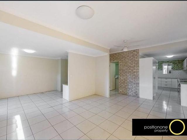 Apartment for rent in Woody Point, Greater Brisbane