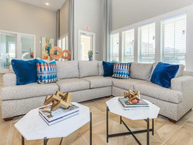 Apartment for rent in Huntington Beach, California