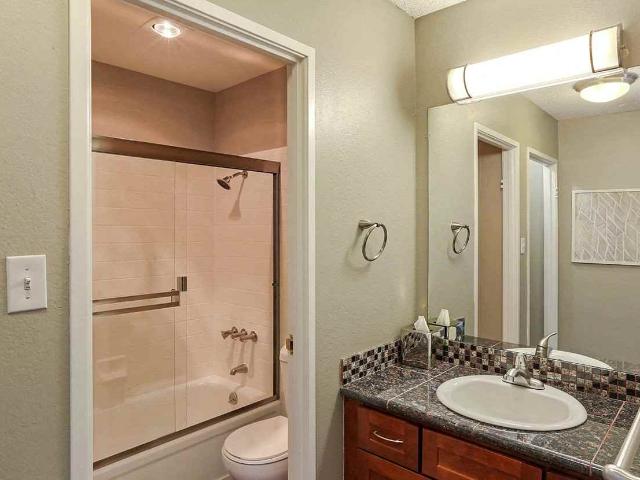 Apartment for rent in San Mateo, California