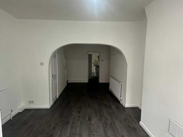 Apartment for rent in Calderstones