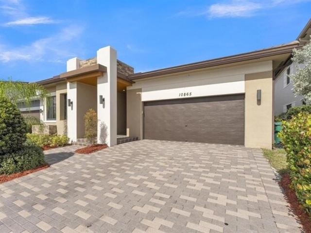 House for sale in Parkland, Florida