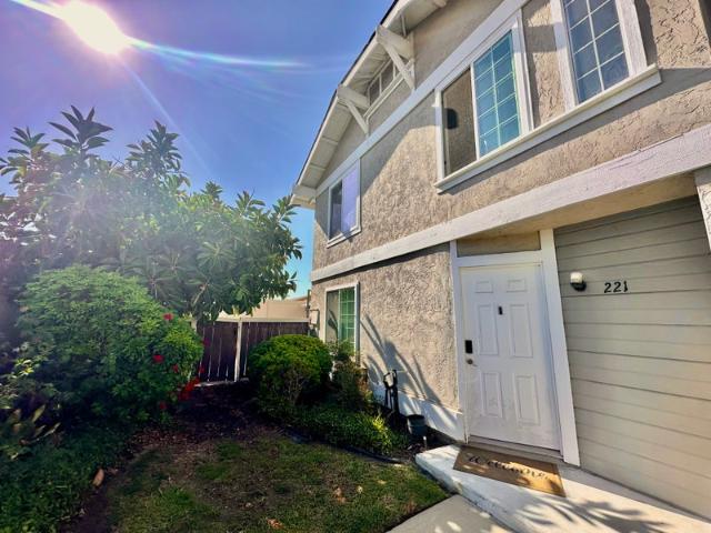 Room for rent in Oceanside, California
