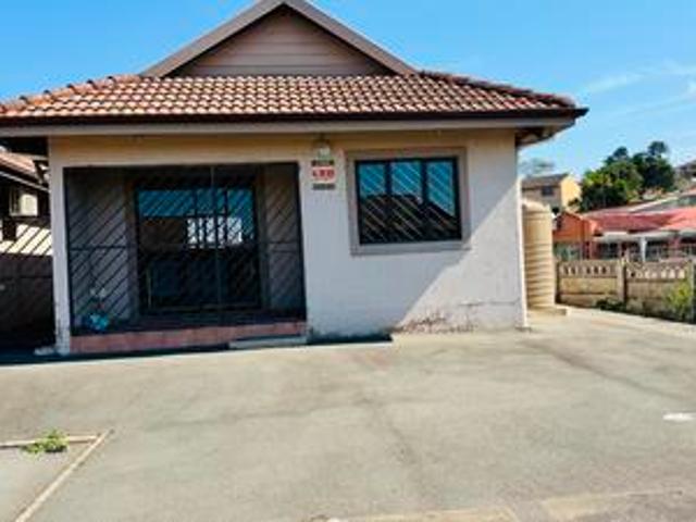 Townhouse for rent in Phoenix, Kwazulu-natal