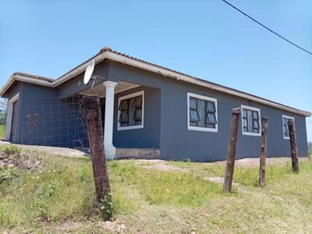 House for sale in Chatsworth, Kwazulu-natal